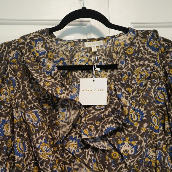 Anna Cate Flowy Top Size M Olive Green and Patterned - Picture 8 of 9